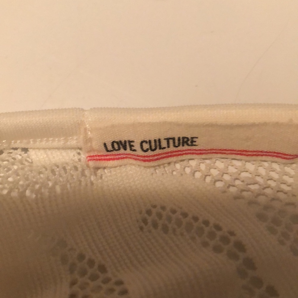 Love Culture Romper/Skort - Picture 5 of 11